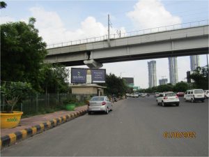 Sector-44, Mahamaya Flyover, on Expressway, Traffic Towards Greater Noida